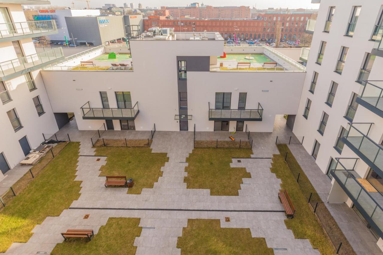 Royal Manu Apartment Netflix Lodz  Exterior photo